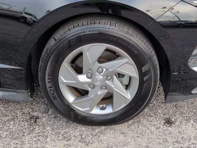 Used 2025 Hyundai Sonata SE FWD image 10
