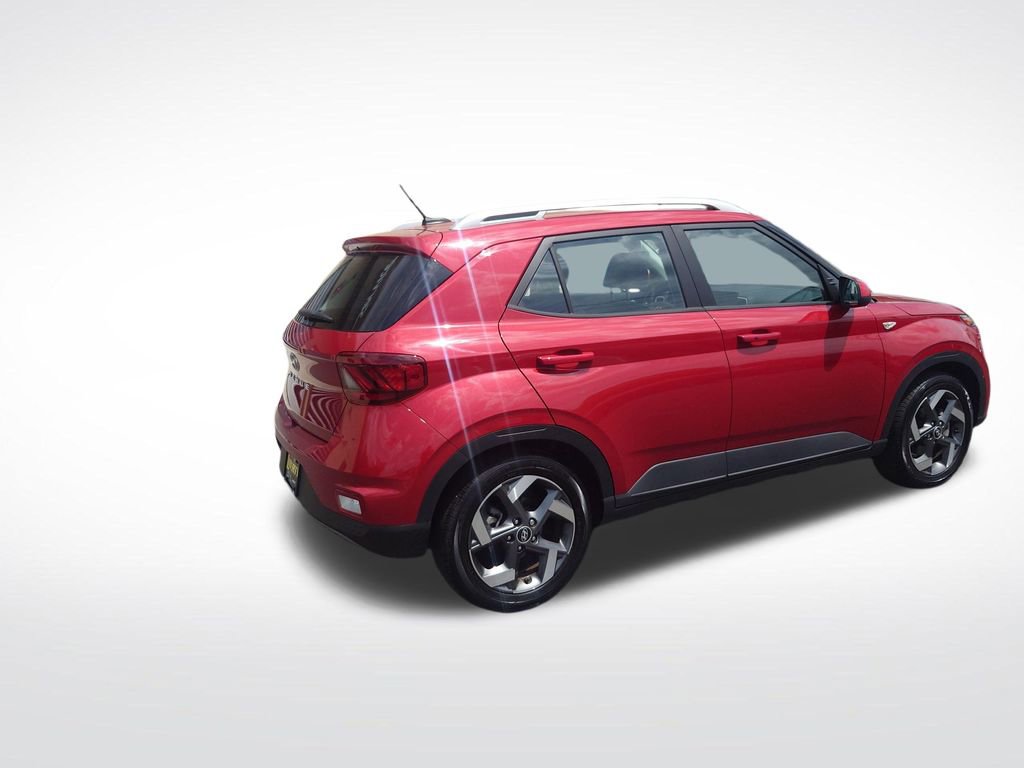 Certified 2023 Hyundai Venue Limited FWD image 7
