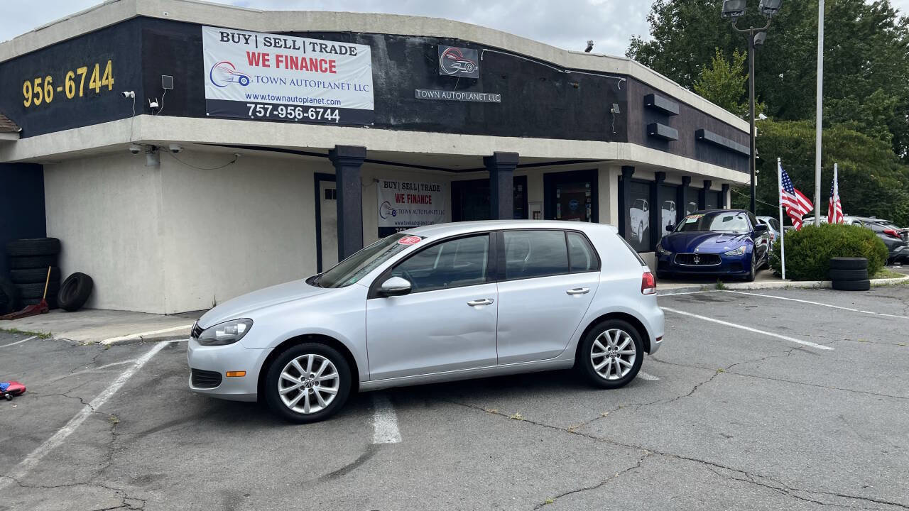 Used 2013 Volkswagen Golf 4-Door image 11