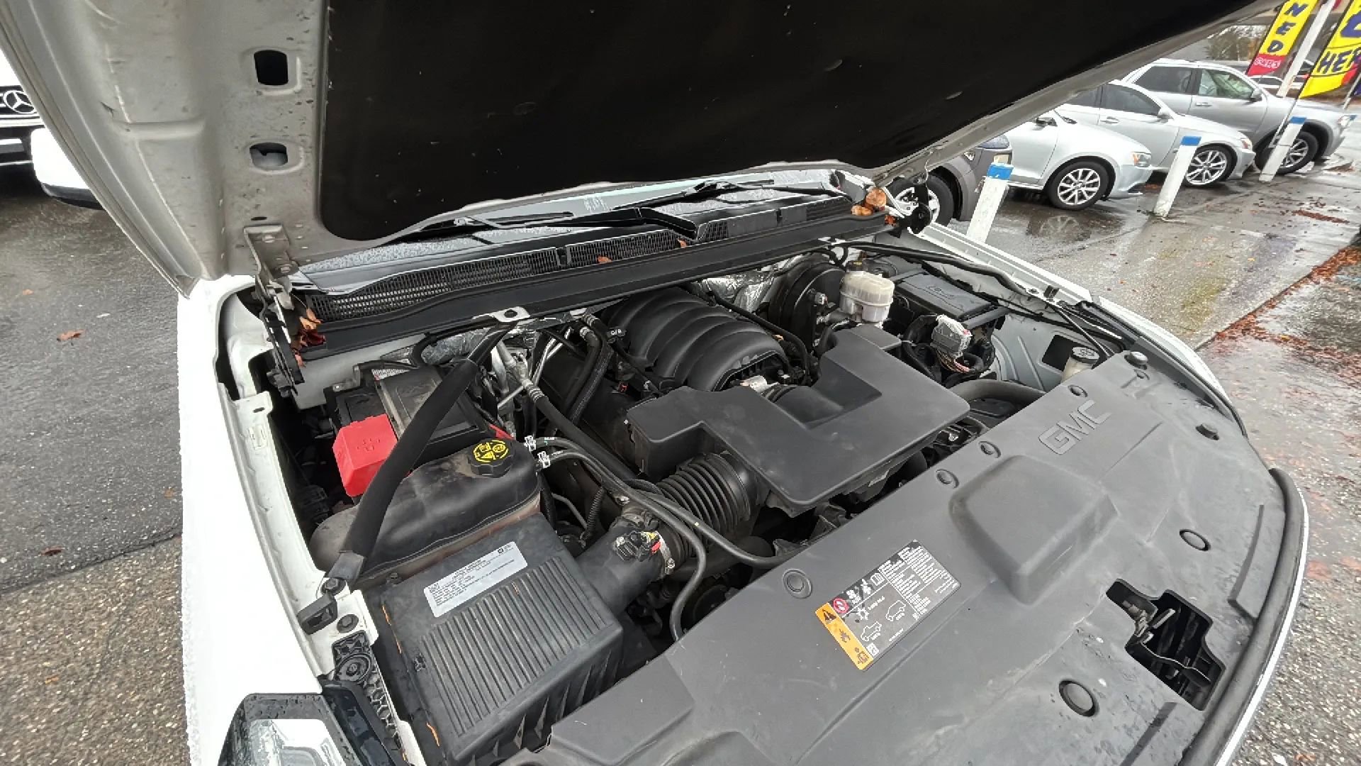 Used 2017 GMC Yukon SLT w/ Open Road Package image 48