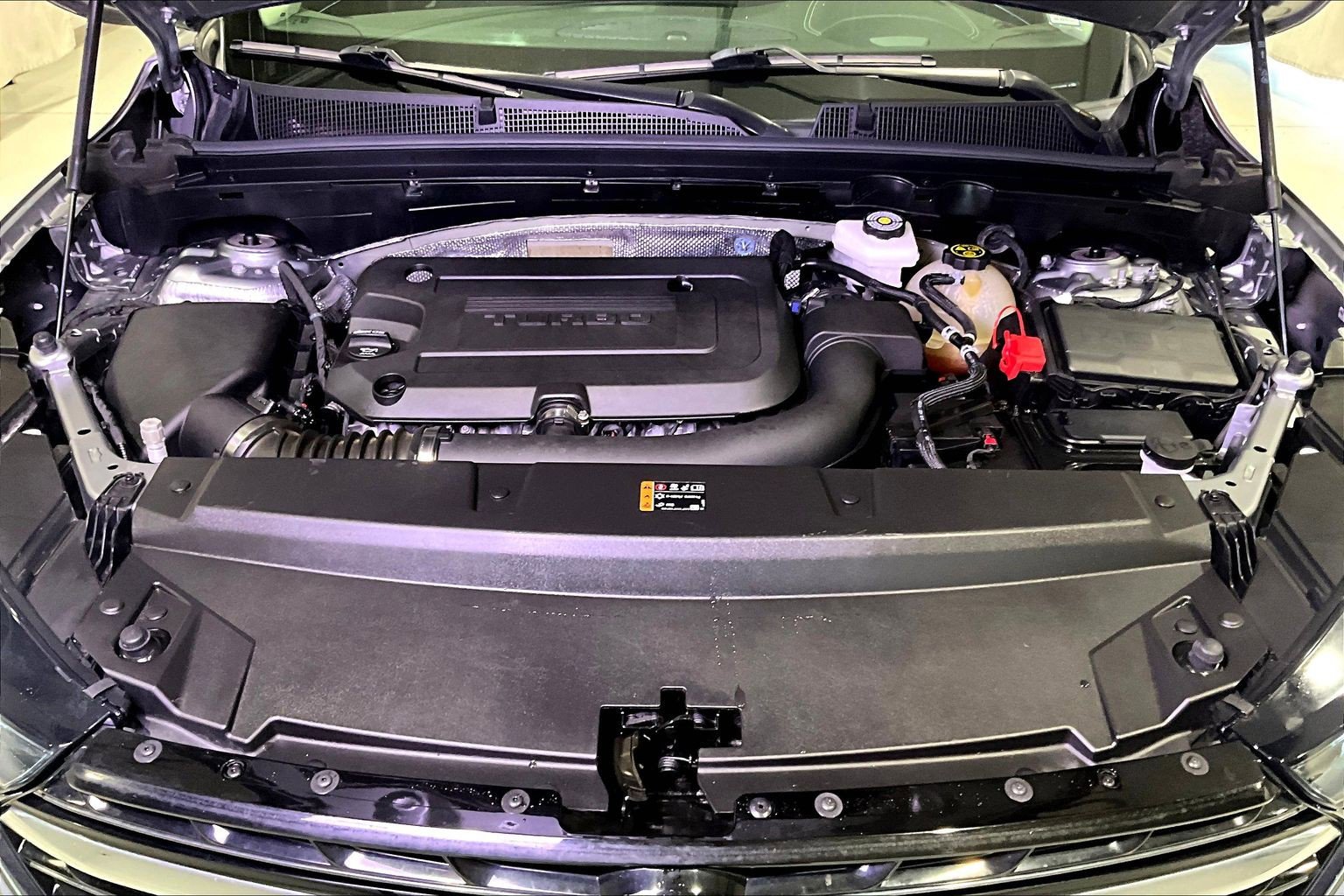 Used 2023 Buick Envision Preferred w/ Sport Touring Package AWD/4WD image 29