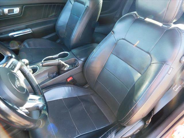 Used 2020 Ford Mustang GT Premium w/ Black Accent Package RWD image 9