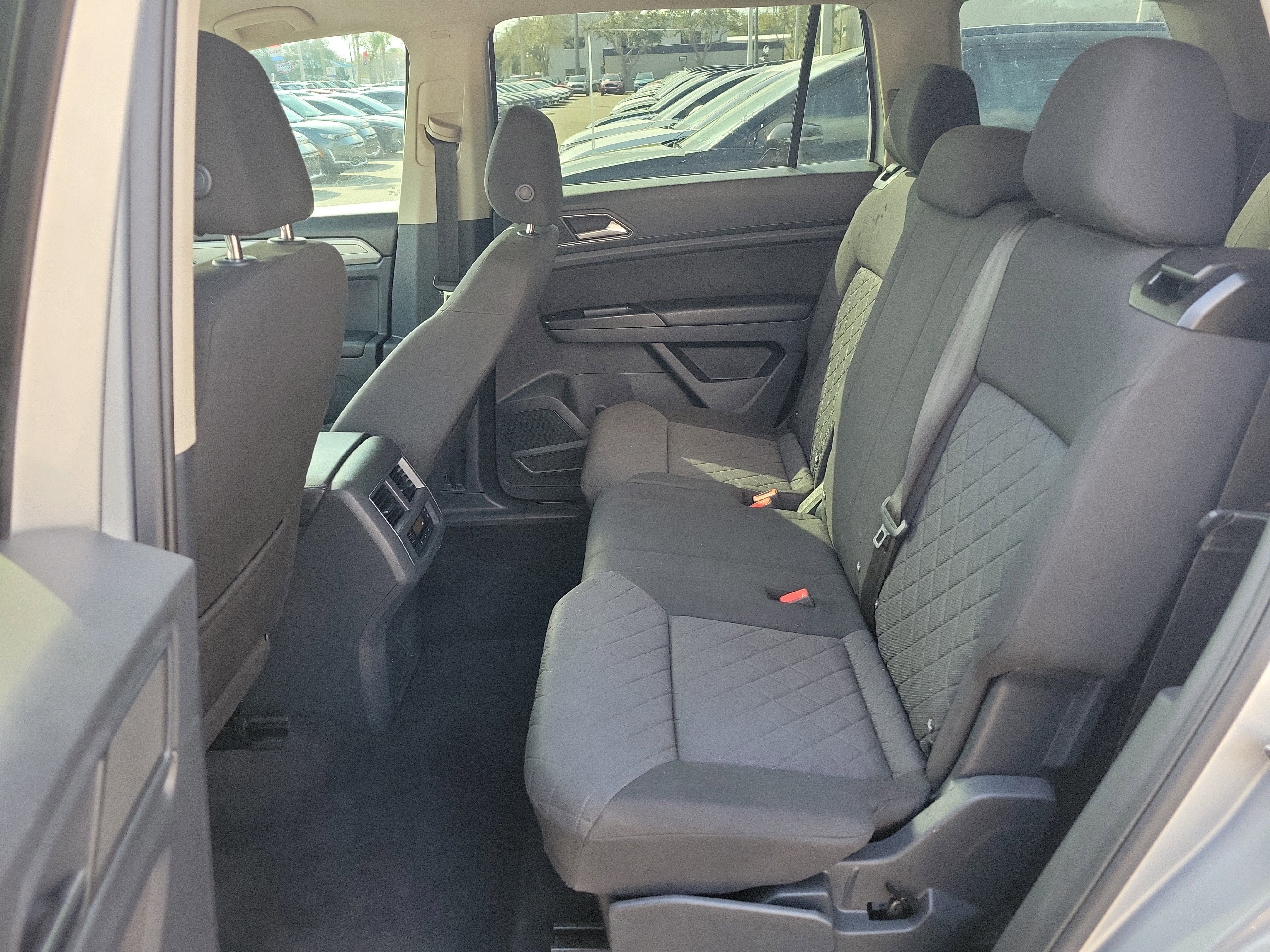 Used 2018 Volkswagen Atlas S image 15