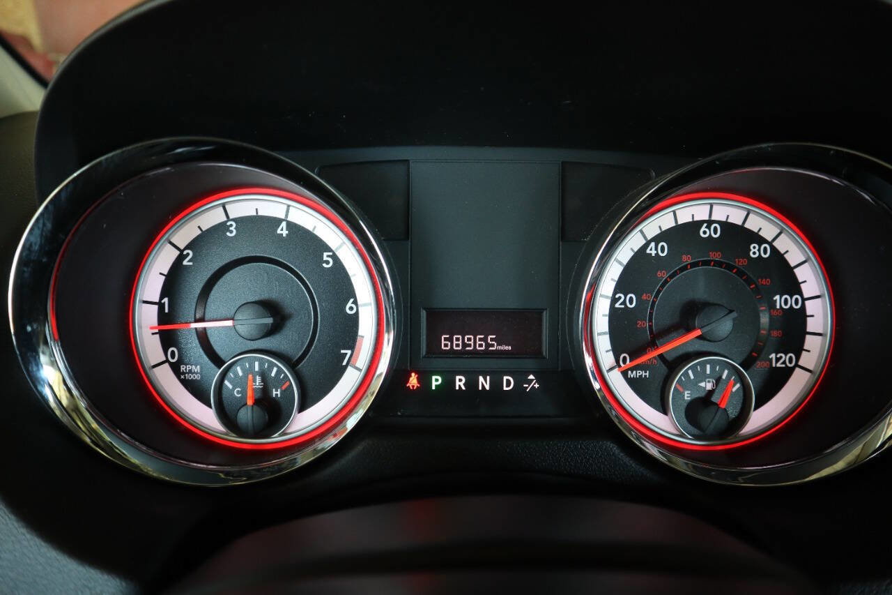 Used 2012 Dodge Grand Caravan American Value Package FWD image 38