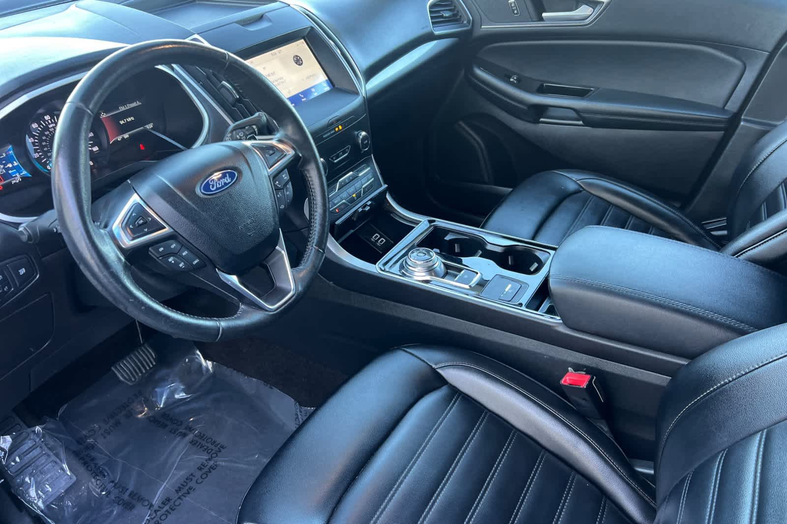 Used 2020 Ford Edge SEL image 11