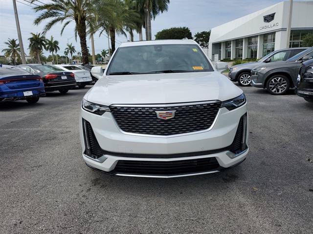 Certified 2025 Cadillac XT6 Premium Luxury FWD image 33