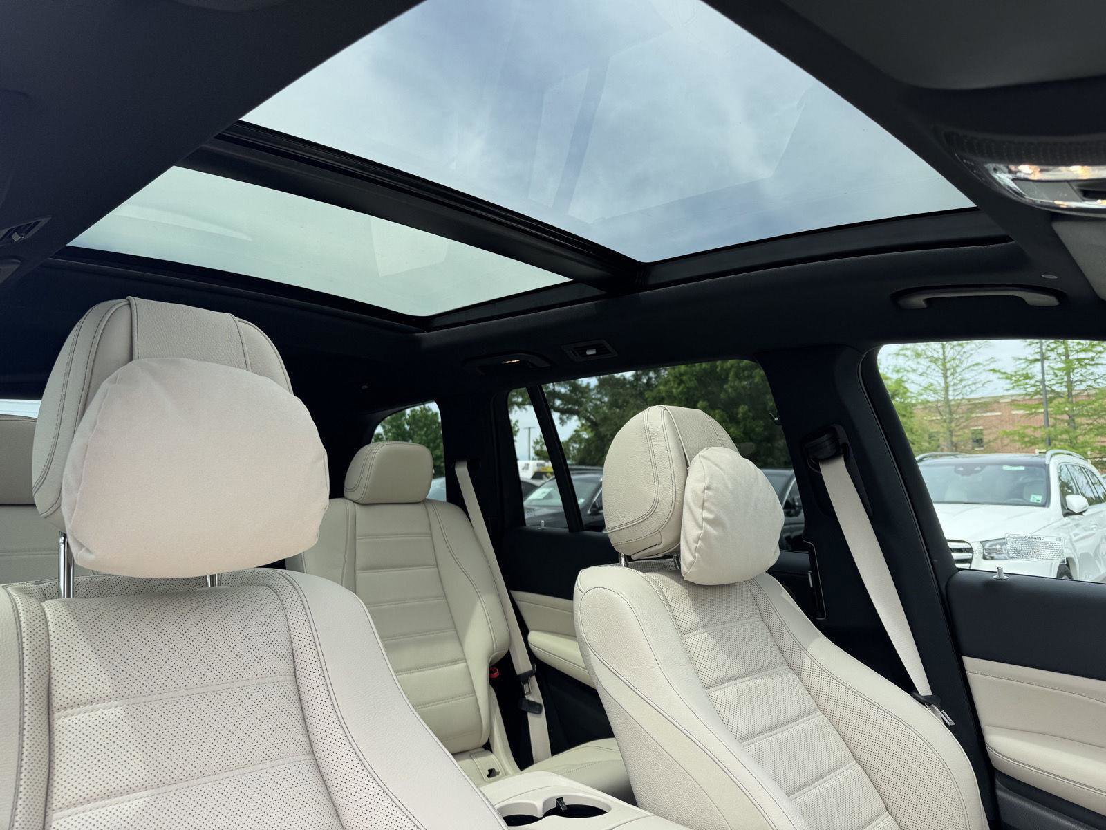 Certified 2026 Mercedes-Benz GLS 580 4MATIC image 32