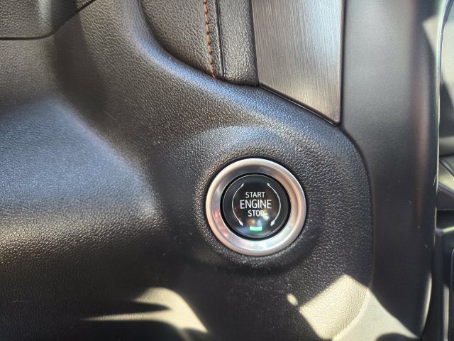 Used 2020 GMC Sierra 1500 AT4 w/ AT4 Premium Package AWD/4WD image 18