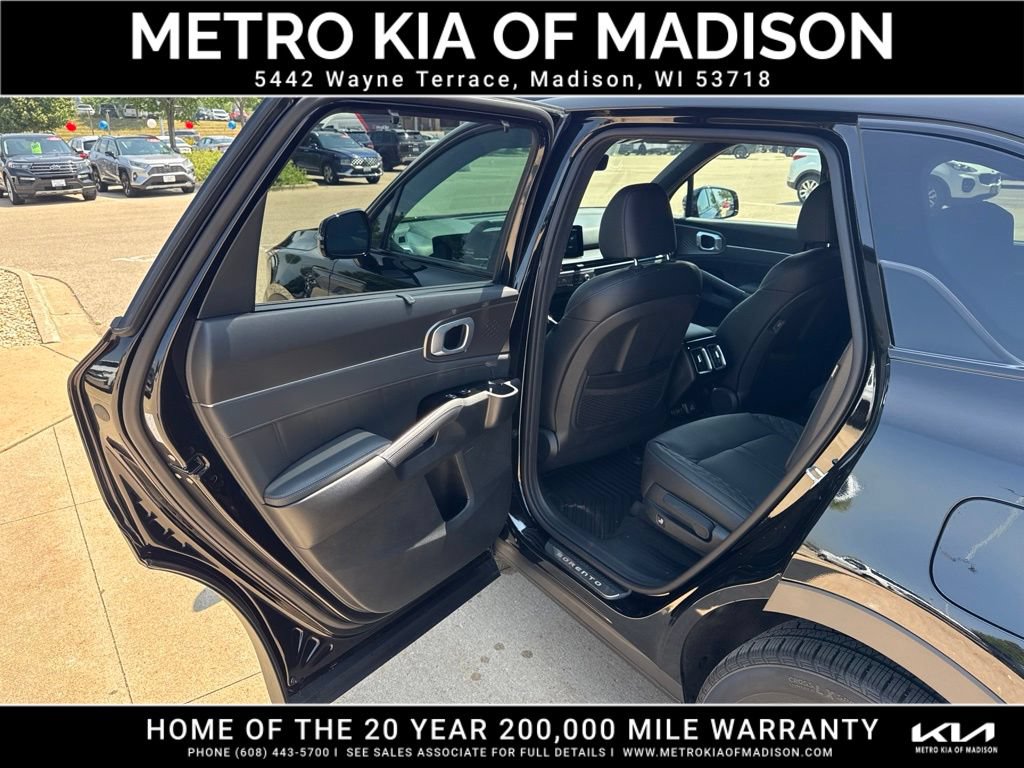 Used 2026 Kia Sorento SX Prestige AWD/4WD image 29