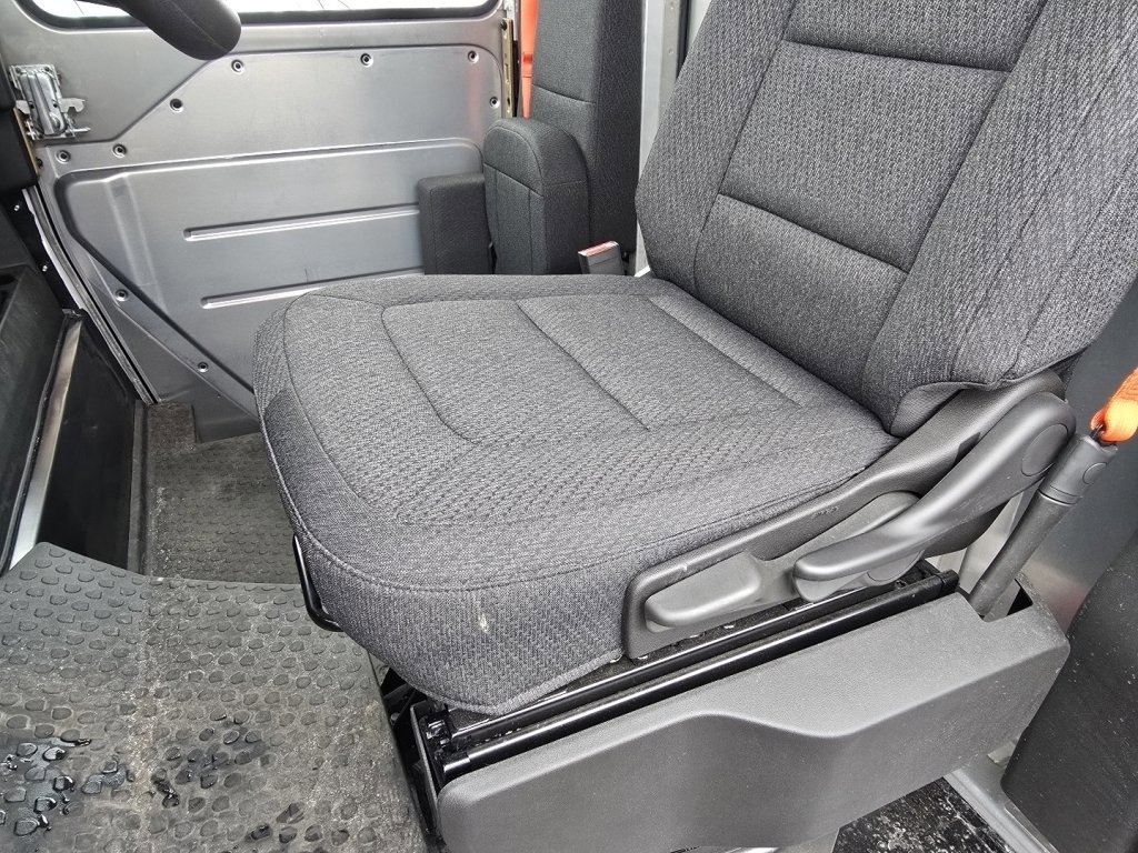 New 2025 Chevrolet Brightdrop 600 w/ Power Door Package image 13