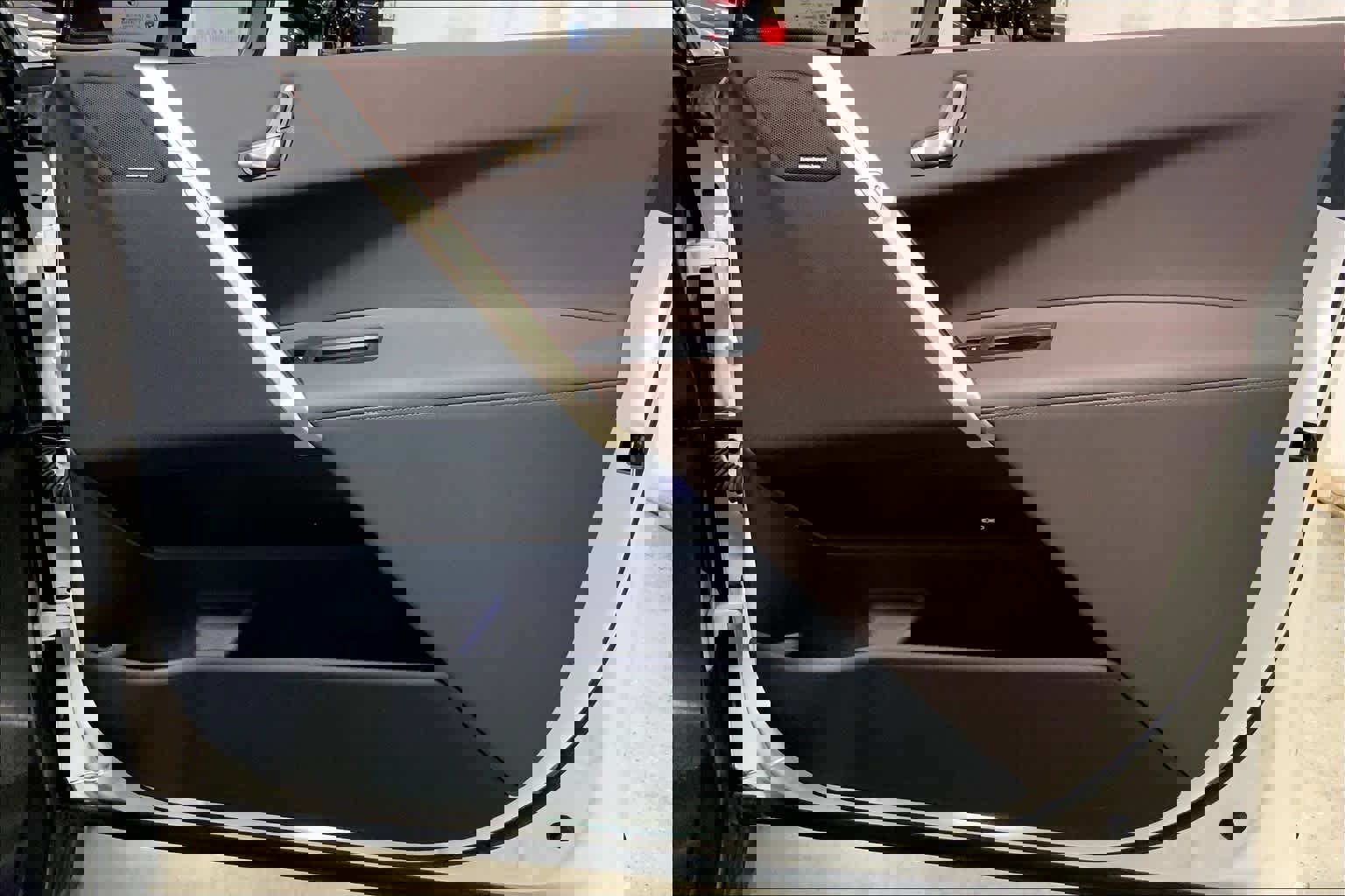 Used 2024 BMW iX xDrive50 w/ Convenience Package image 23