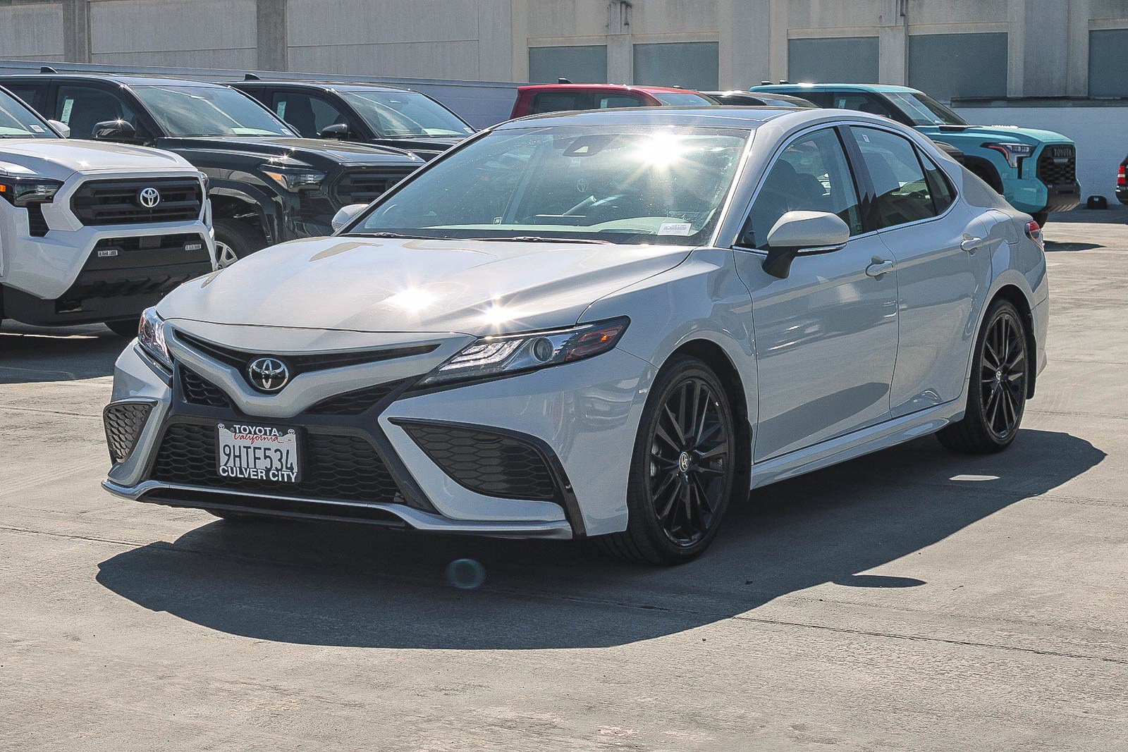 Used 2024 Toyota Camry XSE image 3