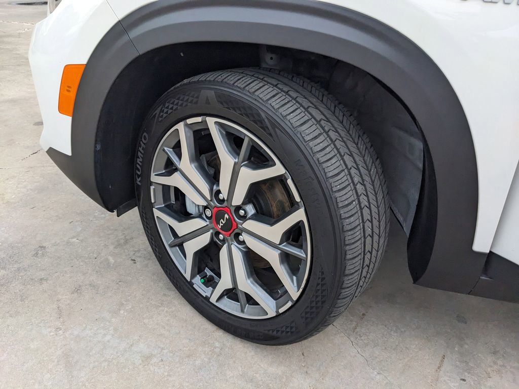 Certified 2023 Kia Seltos SX AWD/4WD image 37