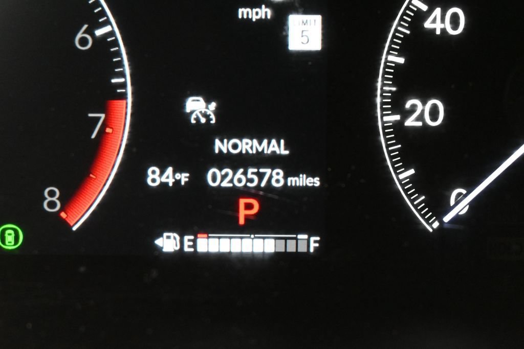 Used 2025 Honda HR-V Sport image 28