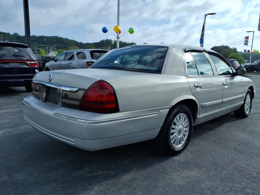 Used 2007 Mercury Grand Marquis LS RWD image 4
