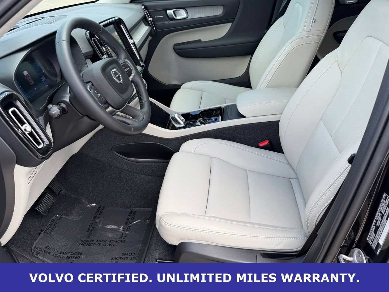 Certified 2025 Volvo XC40 B5 Ultra AWD/4WD image 29