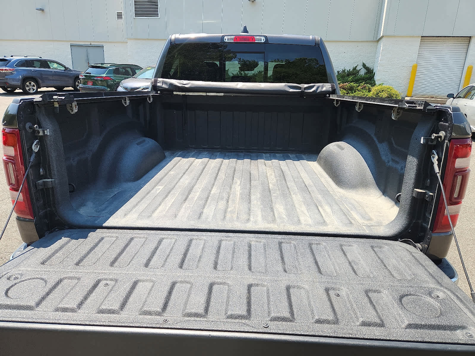 Used 2022 RAM 1500 Laramie image 28