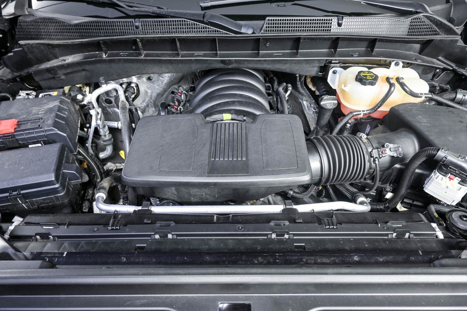 Used 2025 GMC Sierra 1500 SLT RWD image 31