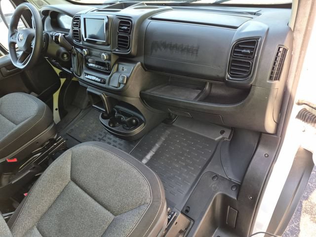 Used 2025 RAM ProMaster 2500 w/ U-Haul Equipment Group FWD image 18