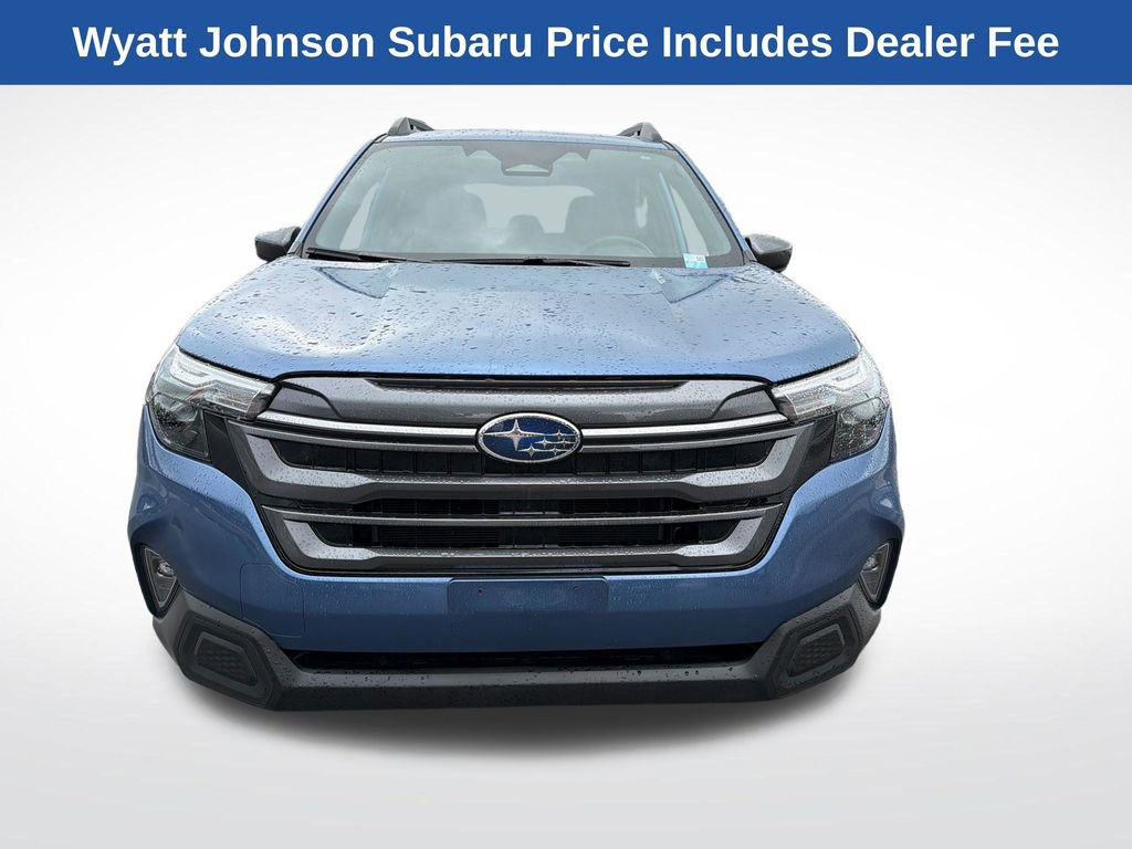 Used 2025 Subaru Forester Premium AWD/4WD image 12