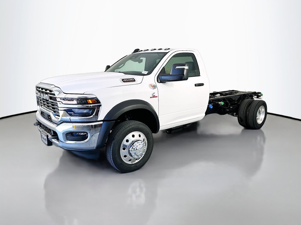 New 2026 RAM 4500 Tradesman w/ Chrome Appearance Group RWD image 3