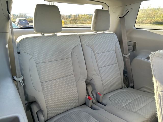 Used 2019 GMC Acadia SLE image 14