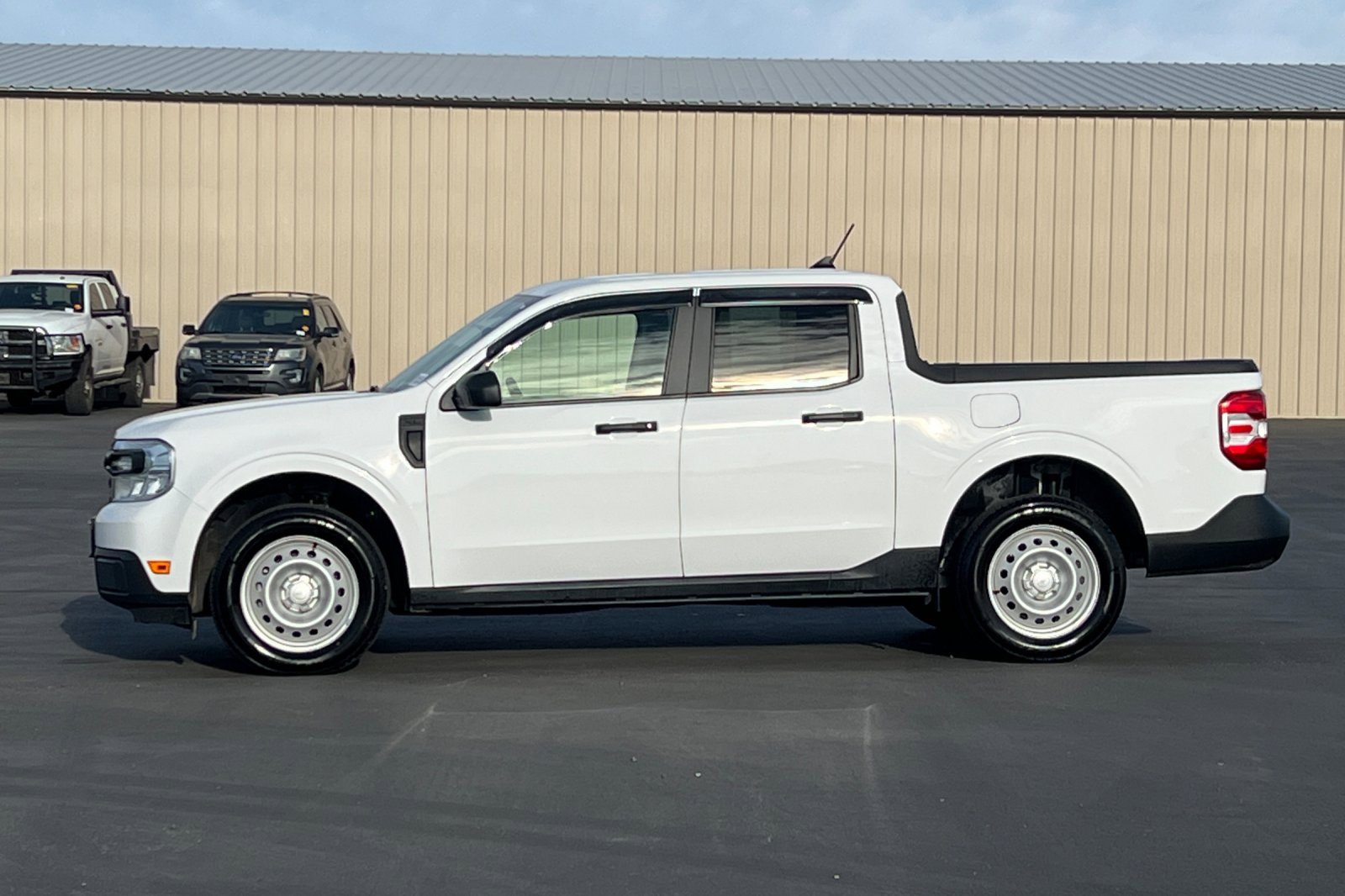 Used 2022 Ford Maverick XL image 7