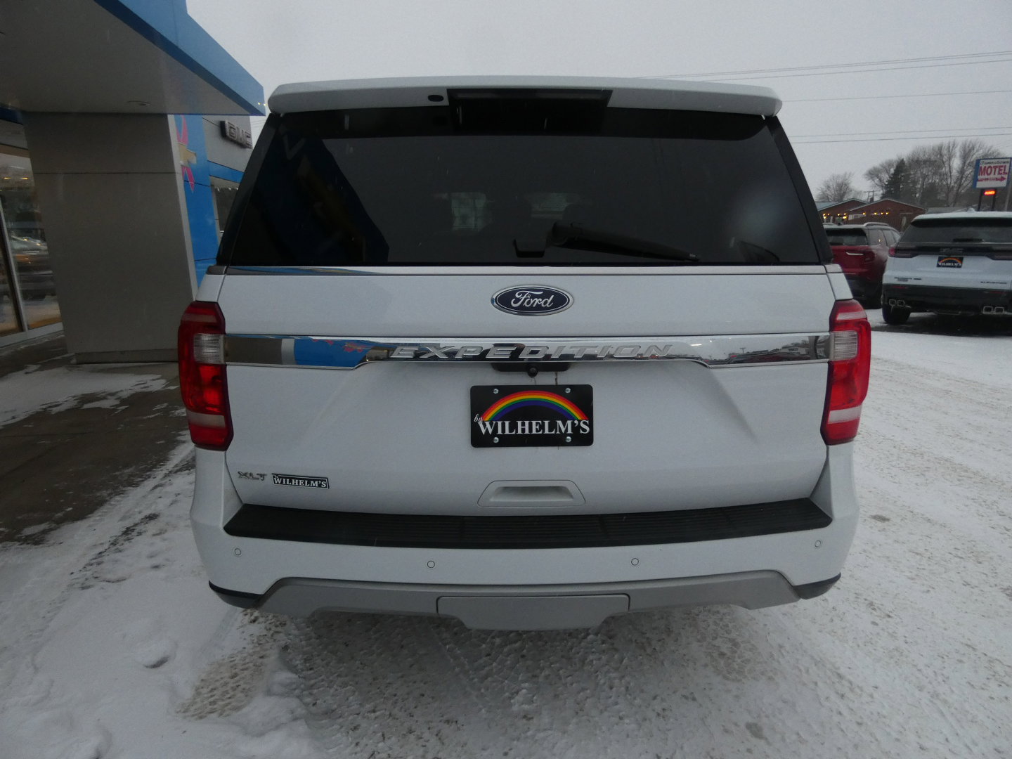 Used 2019 Ford Expedition XLT image 4