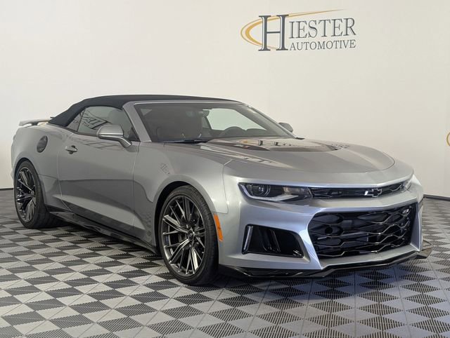 Used 2024 Chevrolet Camaro ZL1 RWD image 2