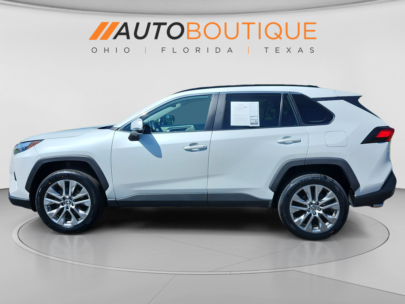 Used 2023 Toyota RAV4 XLE Premium FWD image 2