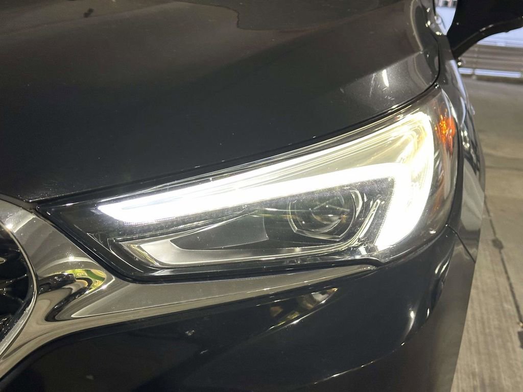 Used 2021 Buick Enclave Avenir w/ Avenir Technology Package image 7