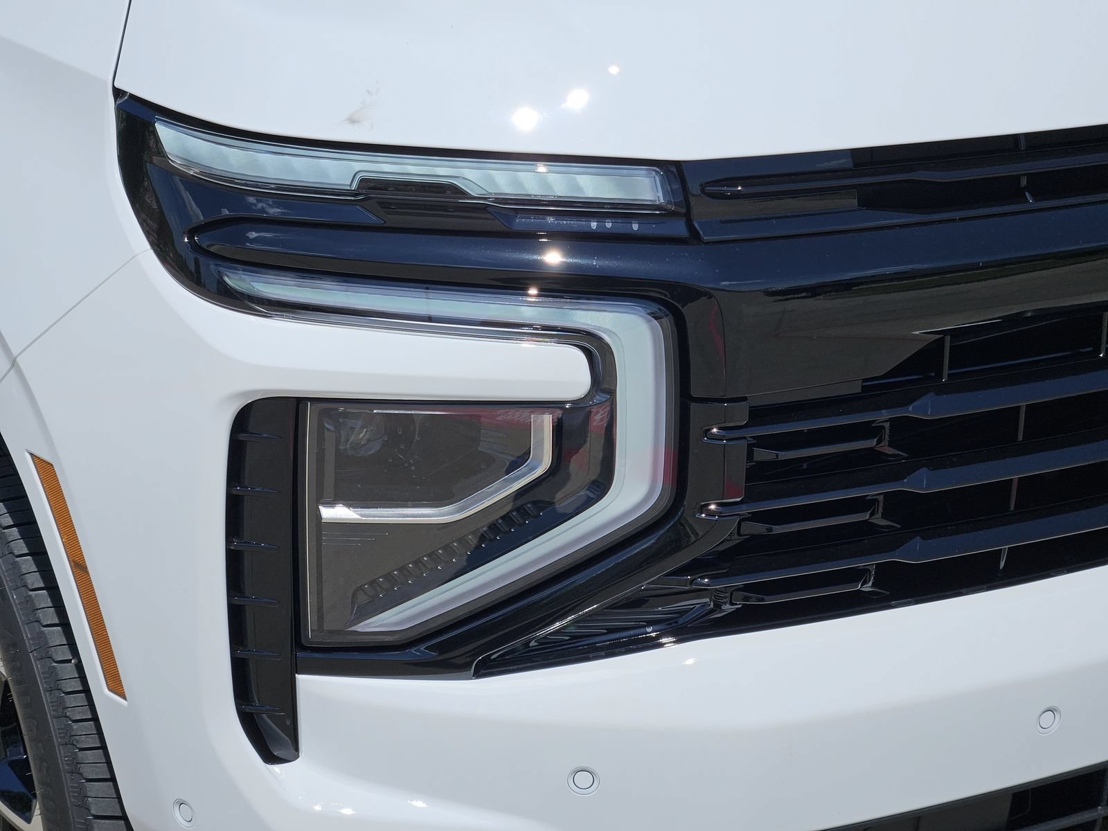 New 2026 Chevrolet Suburban RST AWD/4WD image 9