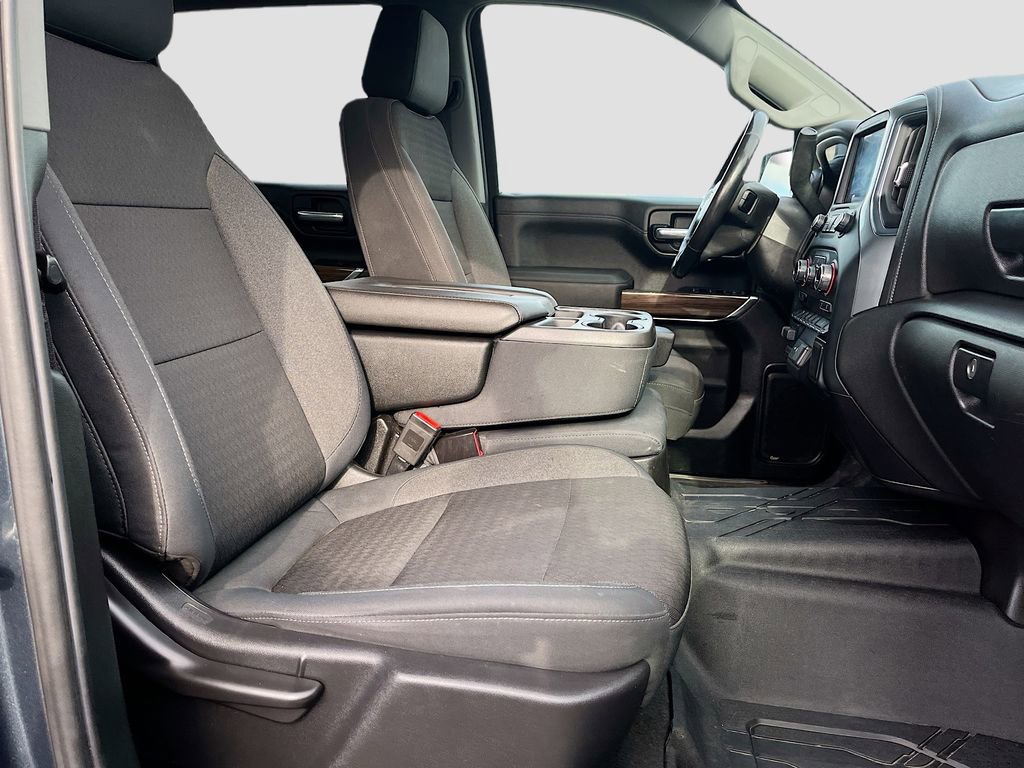 Used 2019 Chevrolet Silverado 1500 RST AWD/4WD image 25