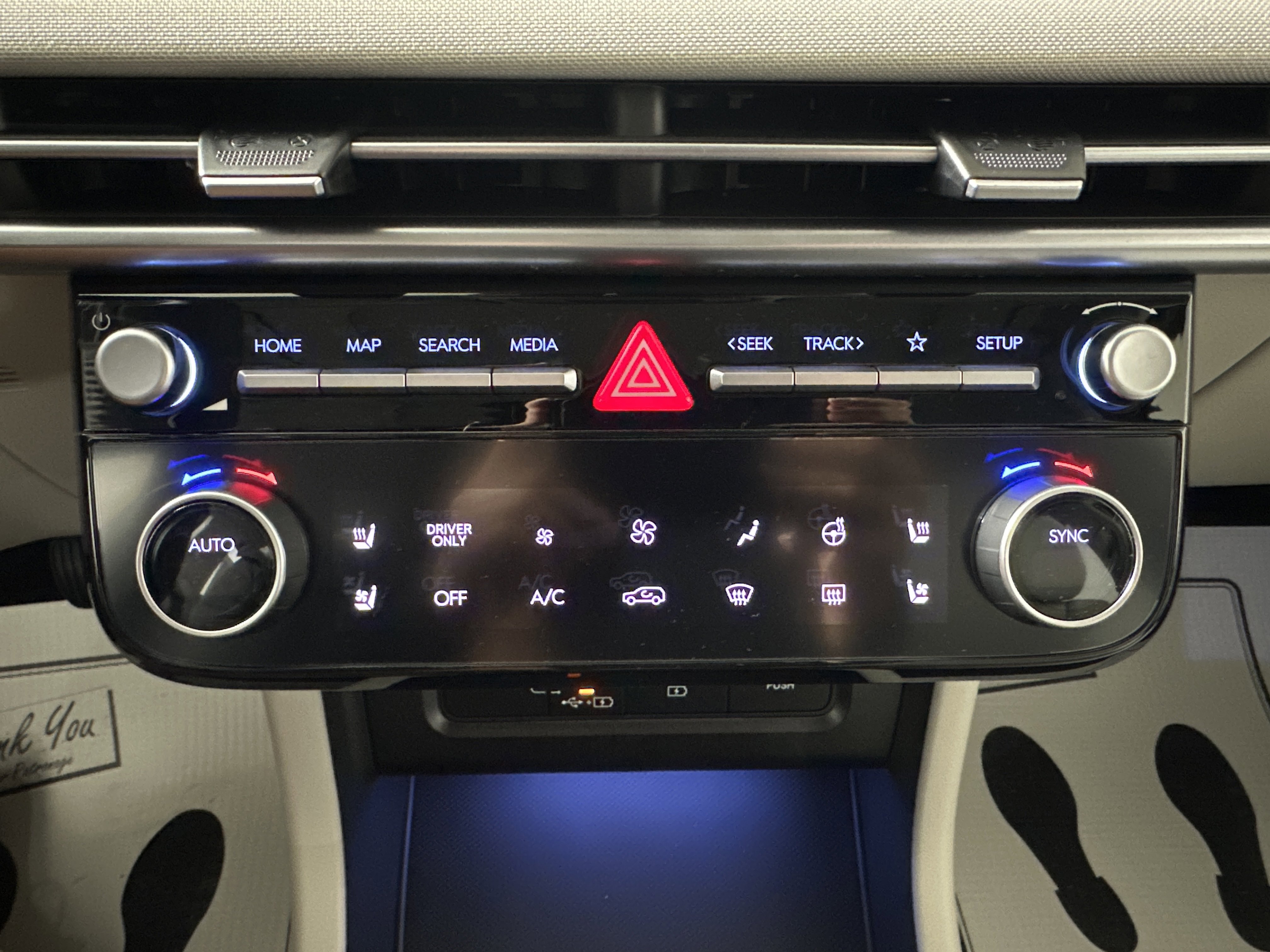 New 2026 Hyundai Tucson Limited AWD/4WD image 18