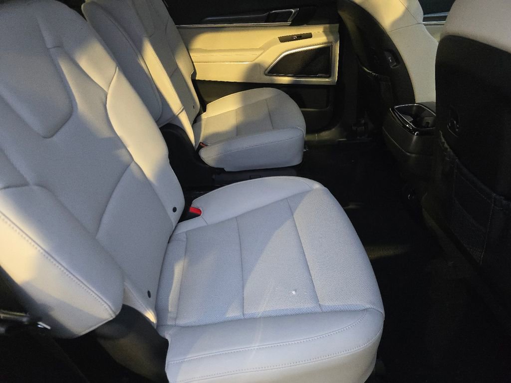 New 2025 Kia Telluride S image 20