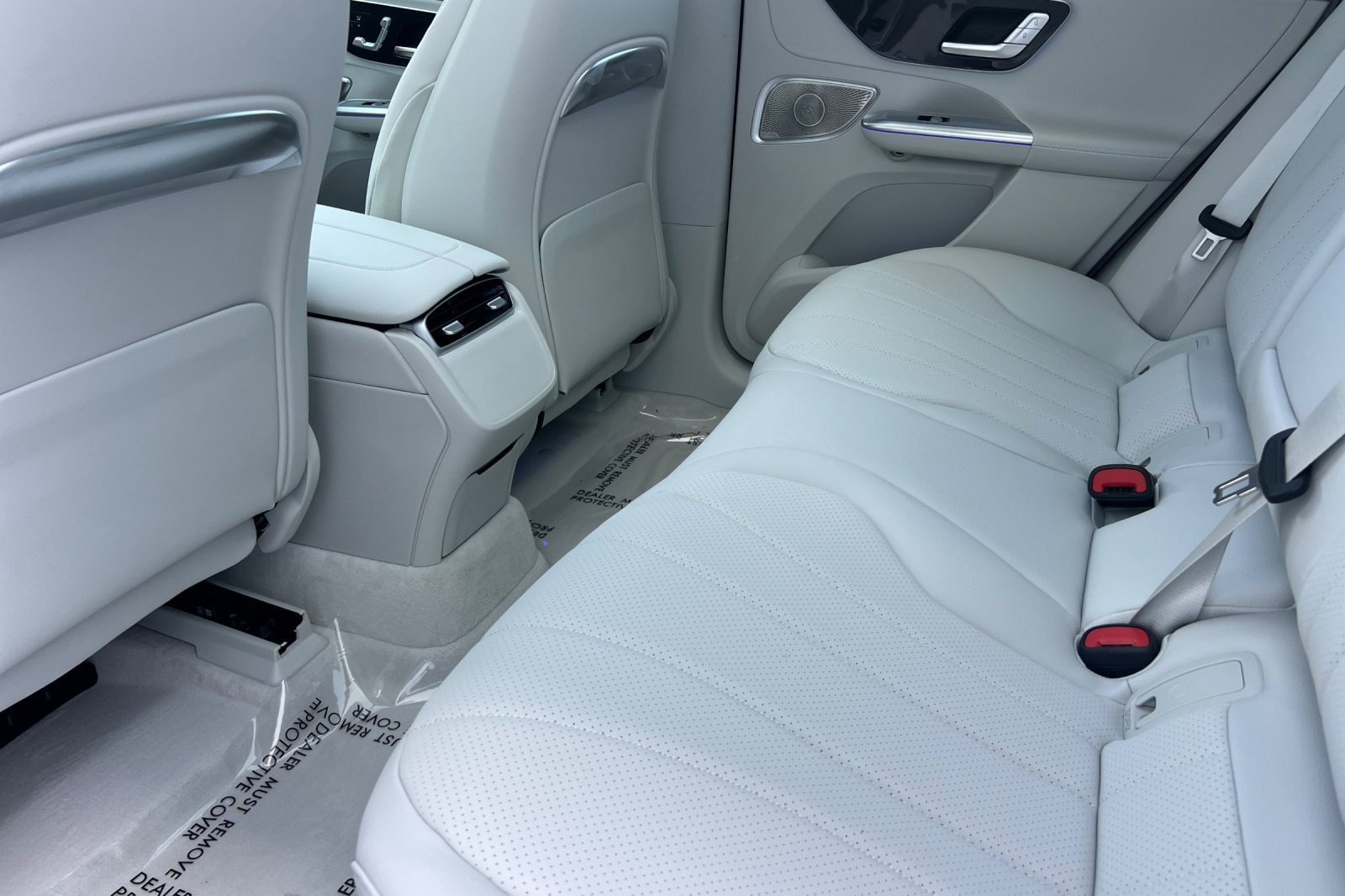New 2026 Mercedes-Benz EQE 320+ SUV image 22