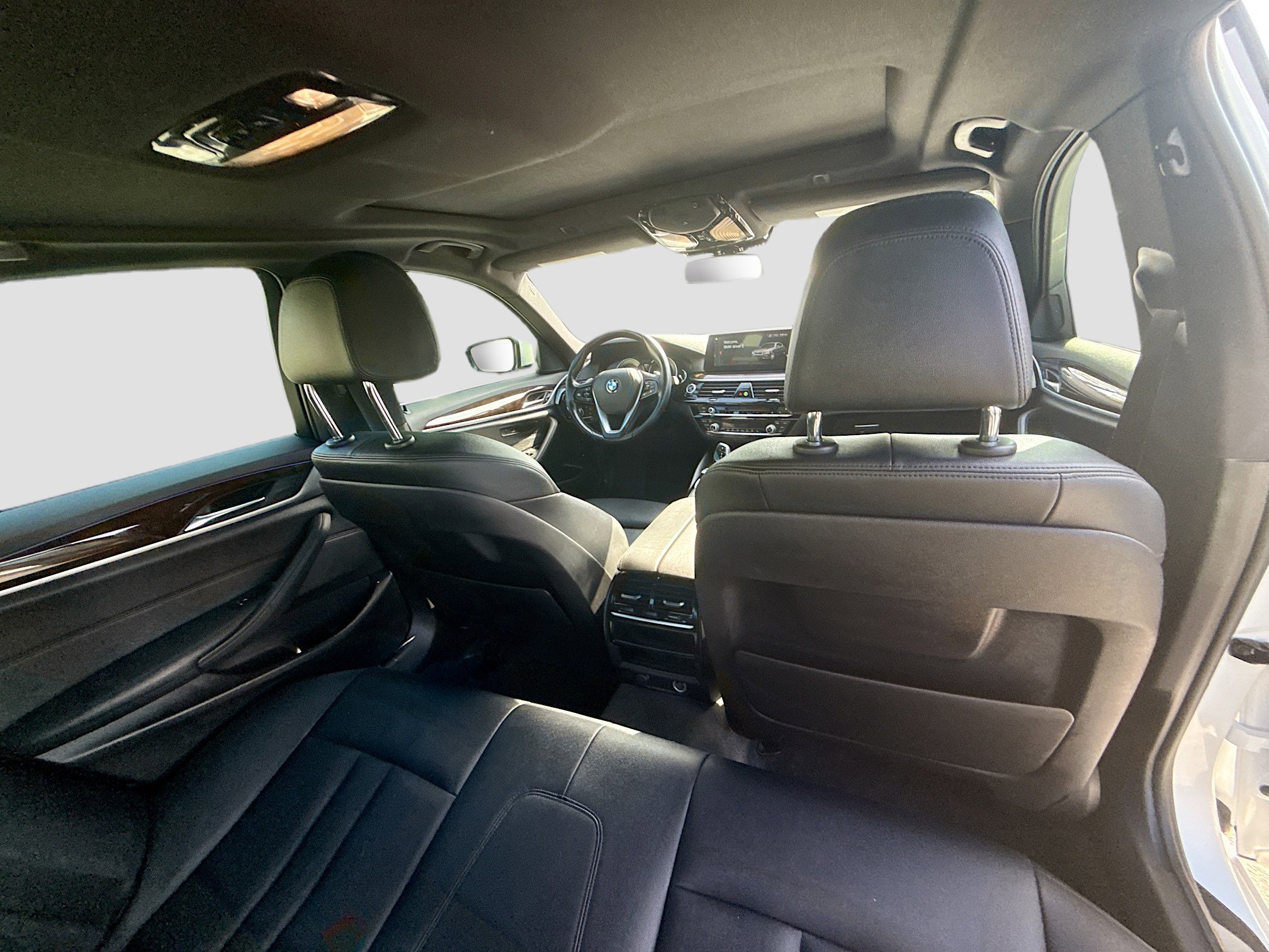 Used 2019 BMW 530e w/ Convenience Package RWD image 28