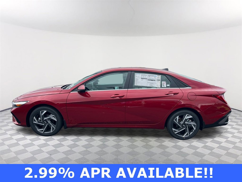 Certified 2025 Hyundai Elantra Limited image 8