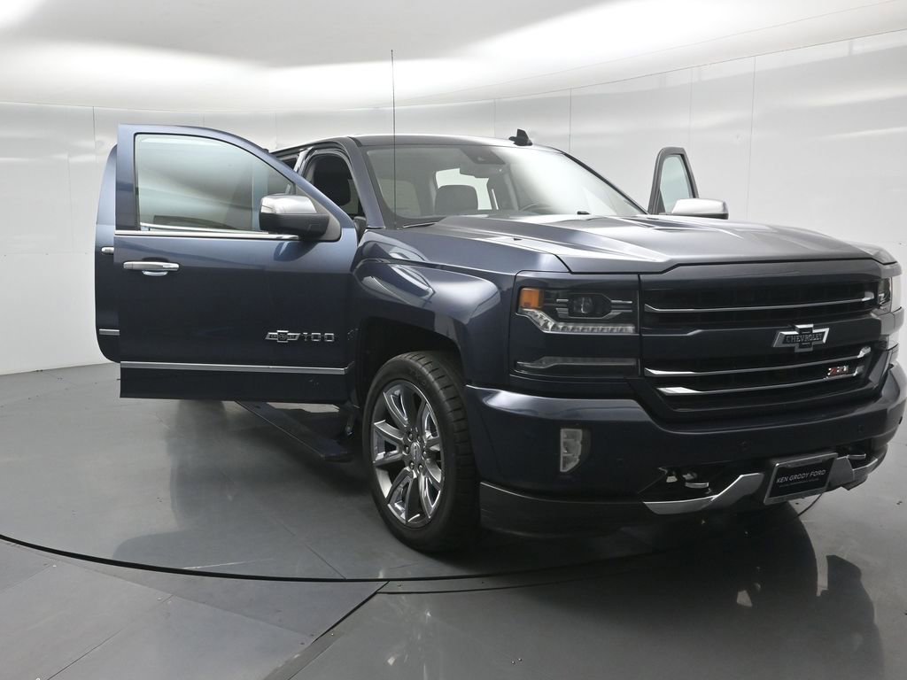 Used 2018 Chevrolet Silverado 1500 LTZ Z71 w/ Centennial Edition image 31