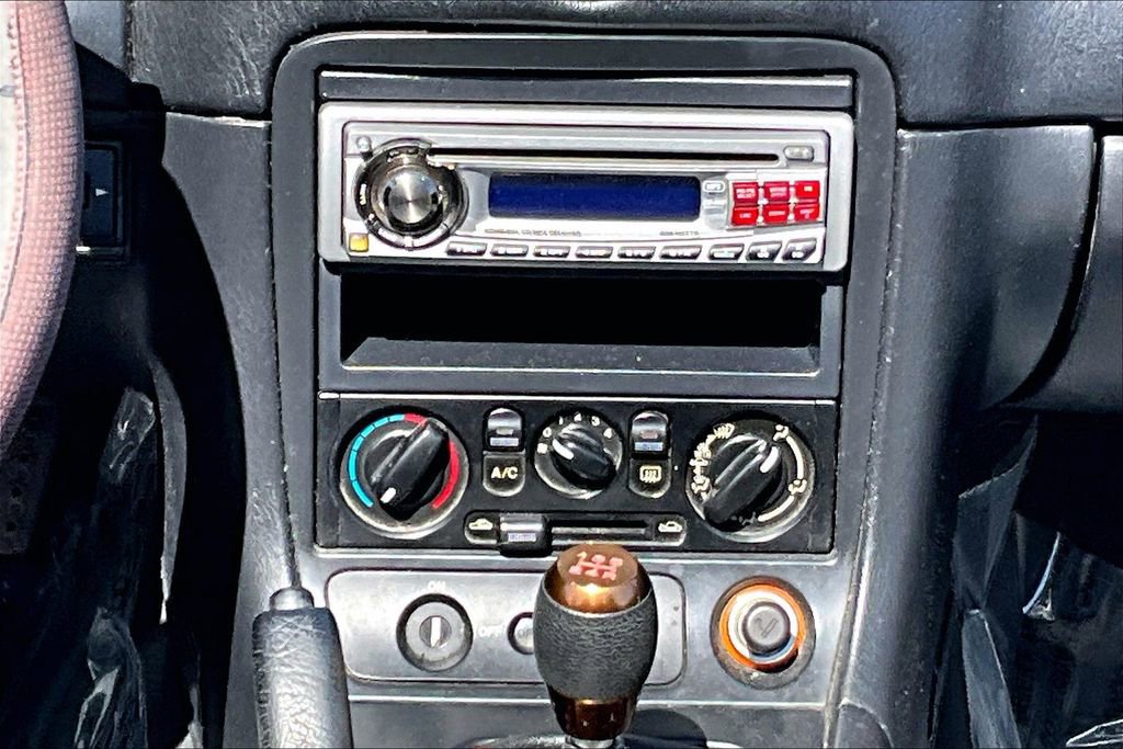 Used 2001 MAZDA MX-5 Miata RWD image 20