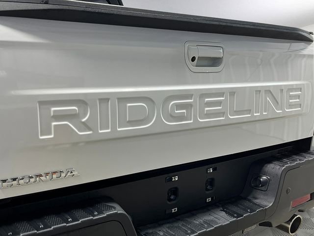 New 2026 Honda Ridgeline Black Edition image 6