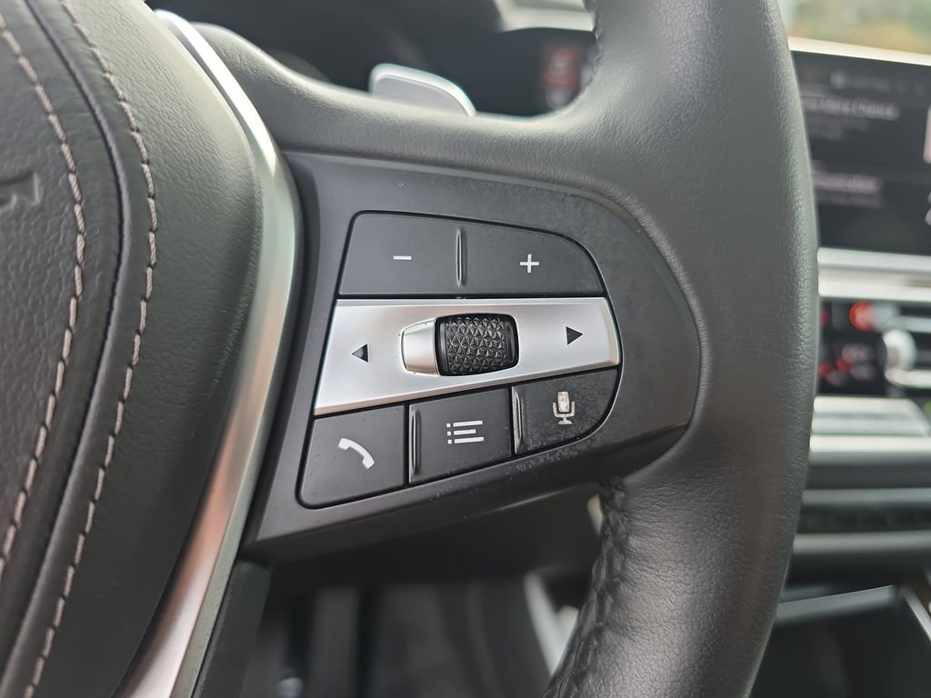 Used 2021 BMW X5 xDrive40i w/ Premium Package image 22