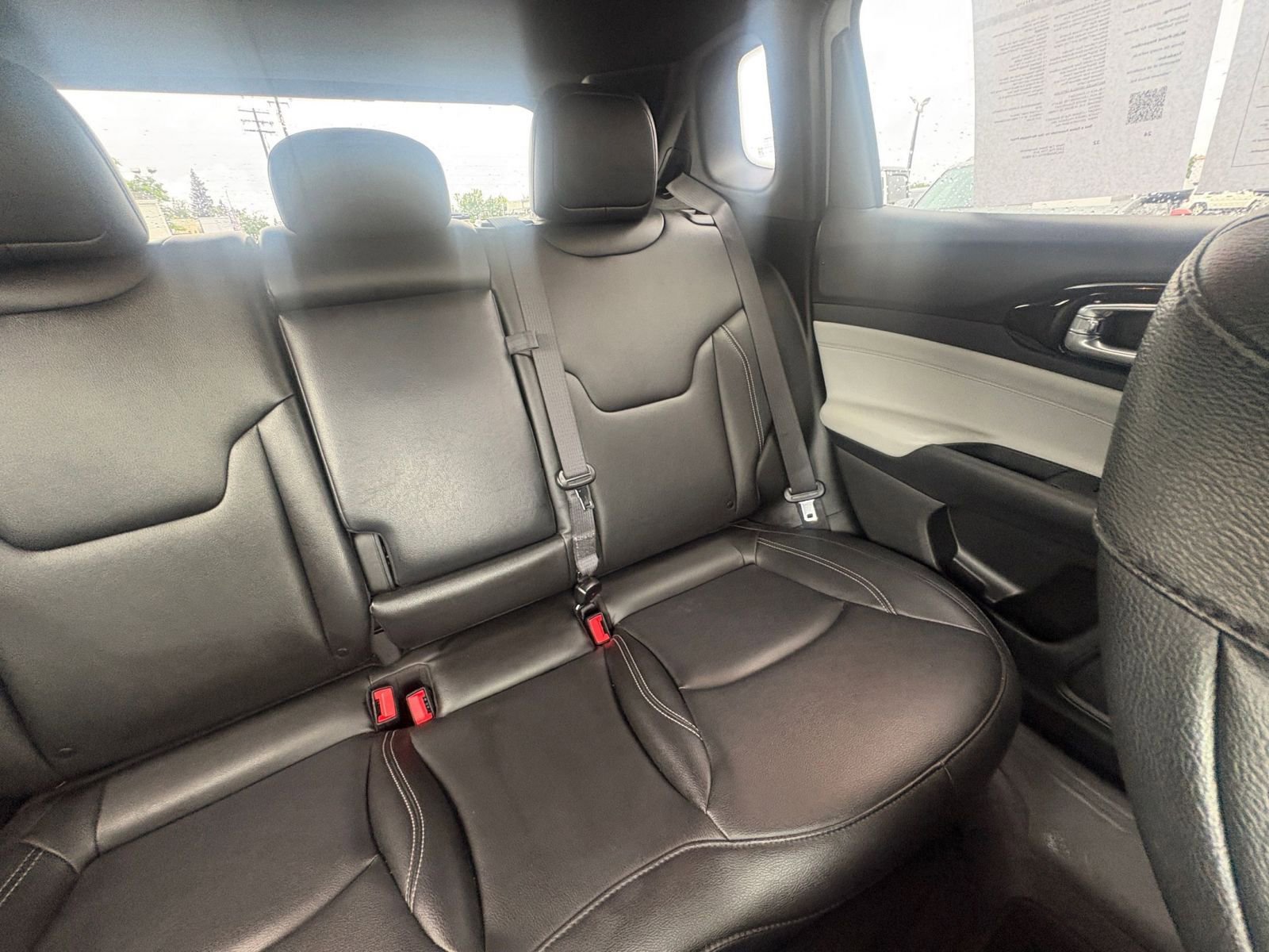 Used 2025 Jeep Compass Limited AWD/4WD image 38