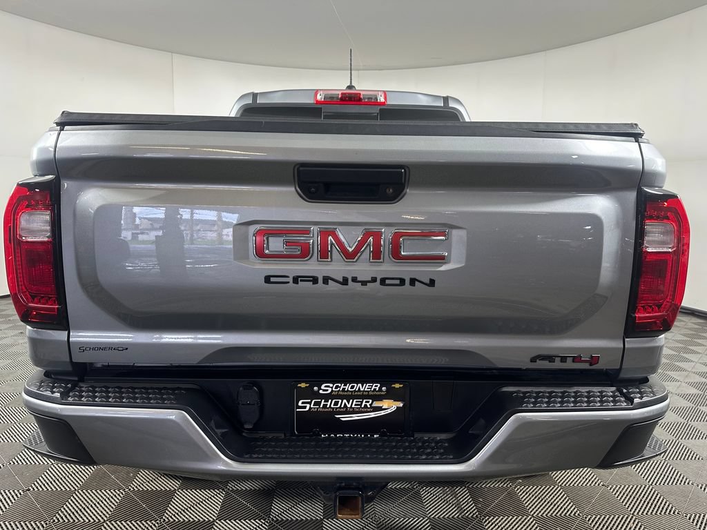 Used 2024 GMC Canyon AT4 AWD/4WD image 4