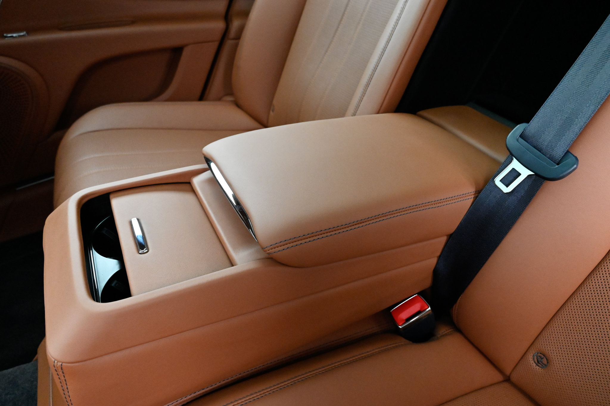 Used 2022 Bentley Flying Spur V8 AWD/4WD image 40