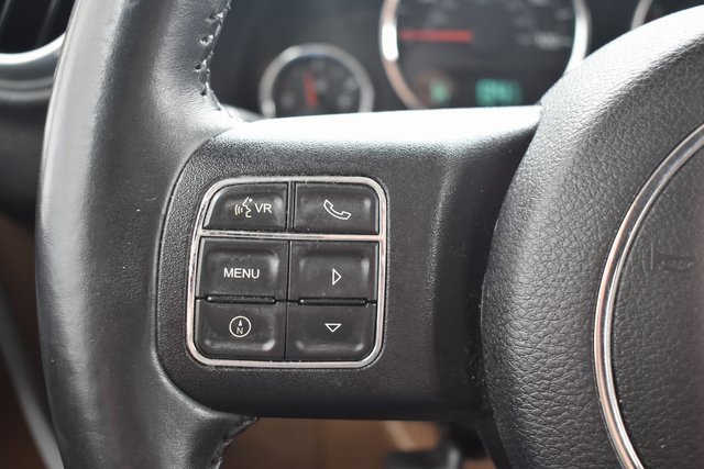 Used 2016 Jeep Wrangler Unlimited Sahara w/ Dual Top Group image 17