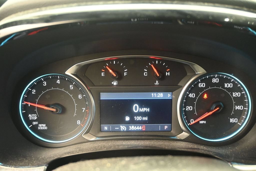 Used 2023 Chevrolet Traverse LT FWD image 13