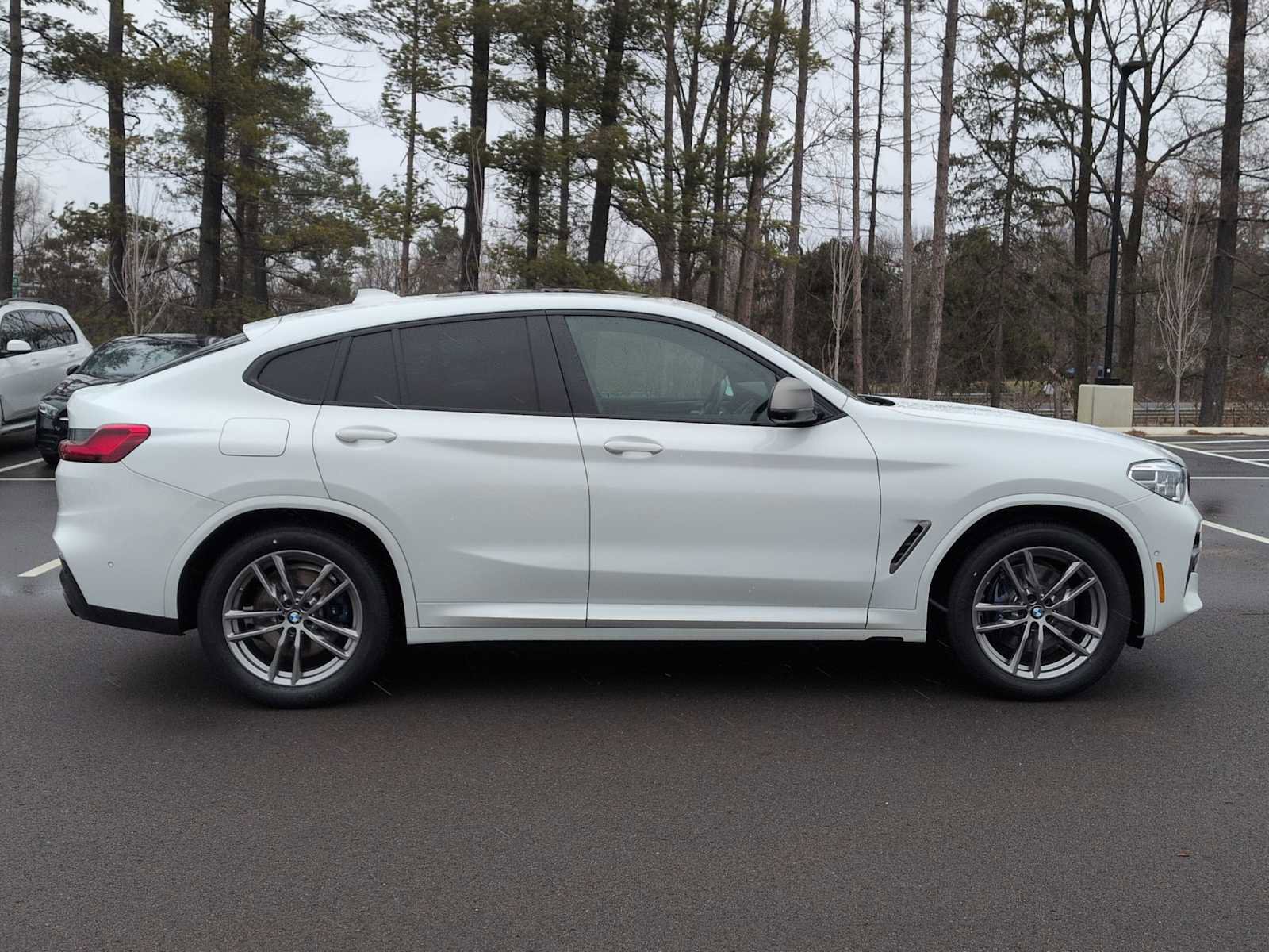 Used 2021 BMW X4 M40i image 15