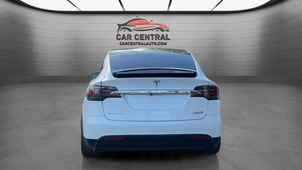 Used 2016 Tesla Model X Performance AWD/4WD image 4