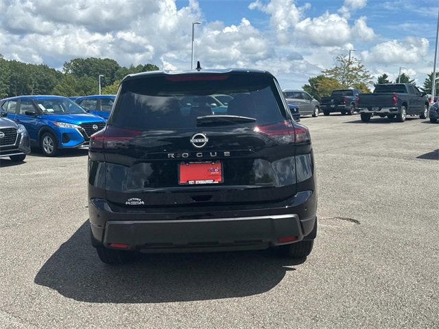 New 2026 Nissan Rogue SV image 5